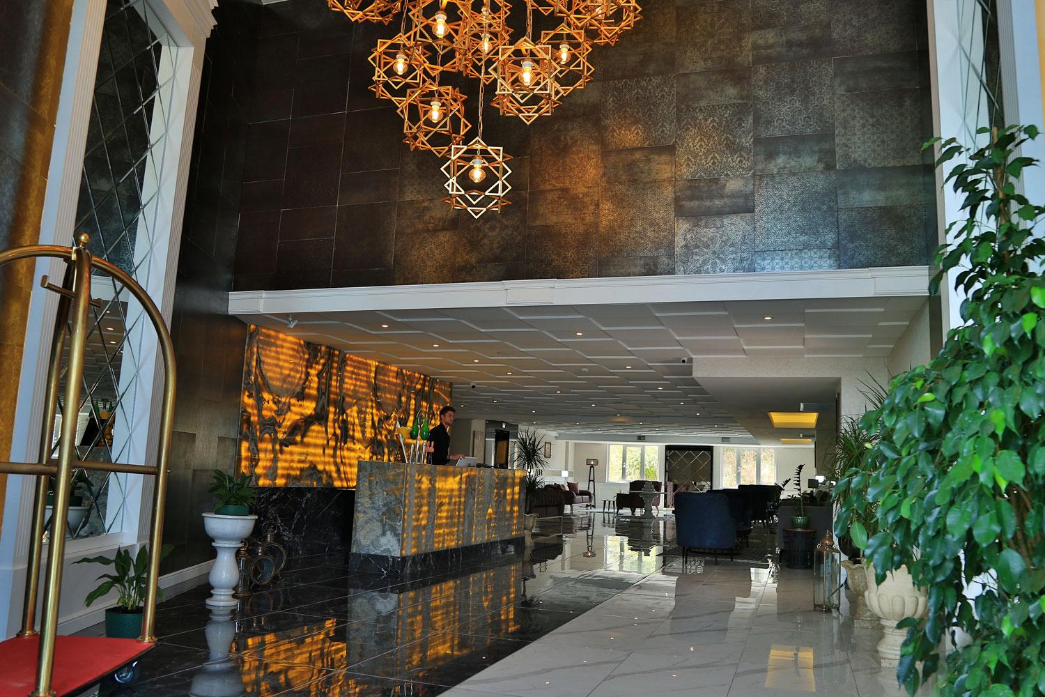 ยิลดิซ ไลฟ์ โฮเต็ล Hotel ทรับซอน ภายนอก รูปภาพ