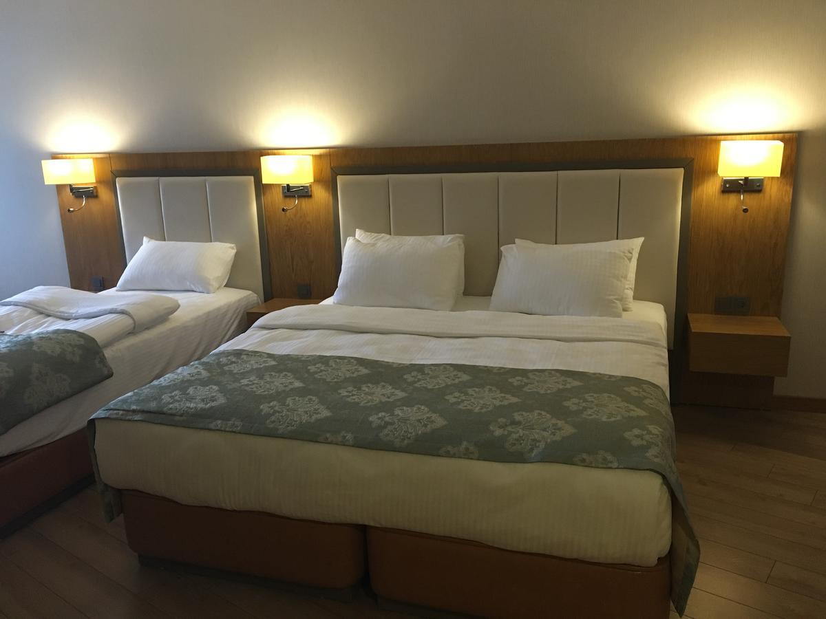 ยิลดิซ ไลฟ์ โฮเต็ล Hotel ทรับซอน ภายนอก รูปภาพ