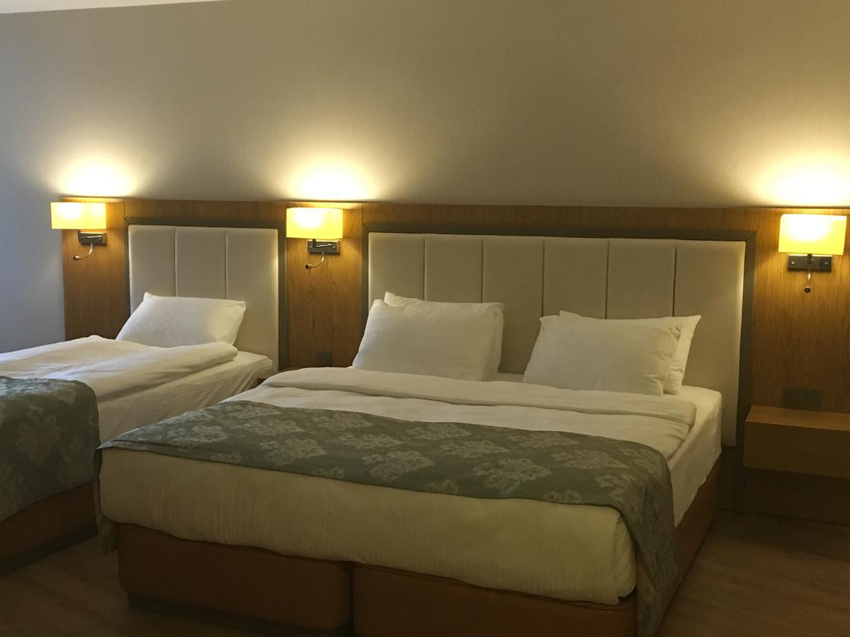 ยิลดิซ ไลฟ์ โฮเต็ล Hotel ทรับซอน ภายนอก รูปภาพ